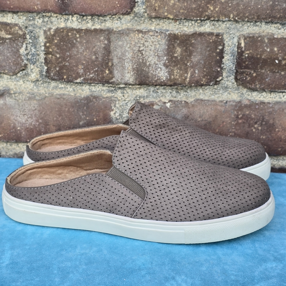 Life Stride Suede Leather Slip On Mule Tennis Shoe Sneakers Sz 6
